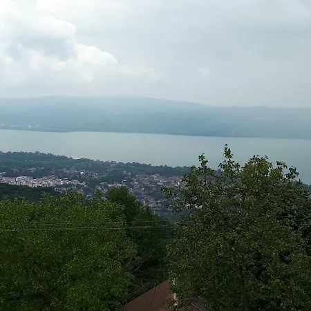 With Lake View فيلة سبانجا
